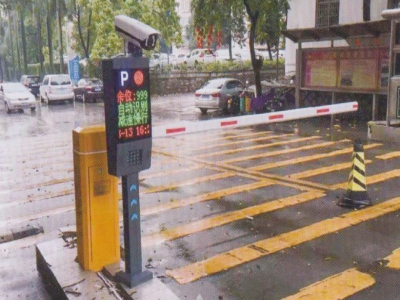 直桿道閘車輛識(shí)別